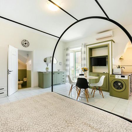 Da Letizia Casa Vacanze A بروسيدا المظهر الخارجي الصورة